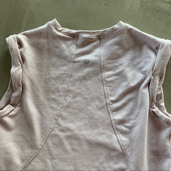 Blush Lululemon Tank - Picture 5 of 8